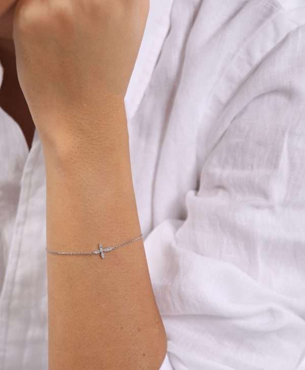 18K WHITE GOLD CROSS BRACELET WITH WHITE DIAMOND - Image 2