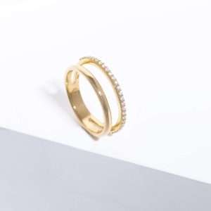 18K YELLOW GOLD RING WITH WHITE DIAMOND