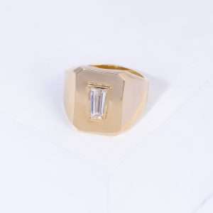18K YELLOW GOLD RING WITH WHITE DIAMOND