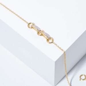 18K YELLOW GOLD CIRCLE BRACELET WITH WHITE DIAMOND