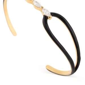 18K YELLOW GOLD BANGLE WITH WHITE DIAMOND & BLACK ENAMEL