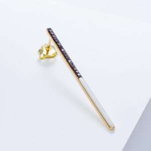 18K YELLOW GOLD SINGLE EARRING WITH BLACK DIAMOND AND WHITE ENAMEL