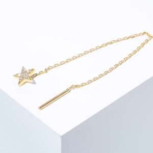 18K YELLOW GOLD SINGLE CHAIN STAR EARRNG WITH WHITE DIAMOND