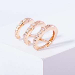 18K YELLOW GOLD EARRING WITH WHITE DIAMOND