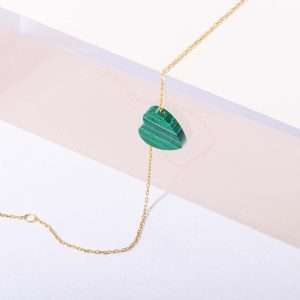 18K YELLOW GOLD BRACELET WITH GREEN HEART