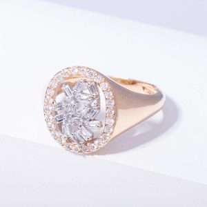 18K PINK GOLD RING WITH WHITE DIAMOND