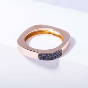 18K PINK GOLD RING WITH BLACK DIAMOND