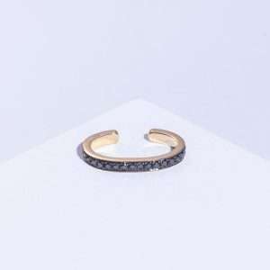 18K YELLOW GOLD EAR CUFF WITH BLACK DIAMOND