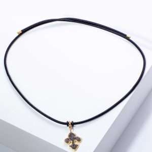 18K YELLOW GOLD PENDANT WITH BLACK DIAMOND