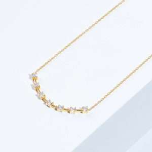 18K YELLOW GOLD NECKLACE WITH WHITE DIAMOND