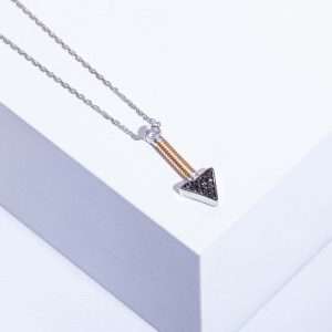 18K PINK AND WHITE GOLD ARROW NECKLACE WITH WHITE AND BLACK DIAMOND