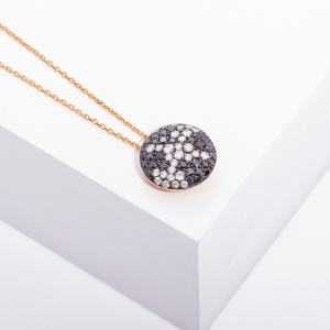 18K PINK GOLD NECKLACE WITH WHITE AND BLACK DIAMOND