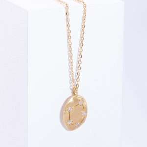 18K YELLOW MATTE GOLD NECKLACE WITH WHITE DIAMOND
