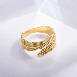 18K YELLOW GOLD LEAF RING