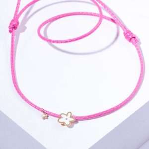 18K YELLOW GOLD WHITE FLOWER NECKLACE WITH CORDON