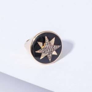 18K YELLOW GOLD RING  WITH CHAMPAGNE DIAMOND AND BLACK ENAMEL