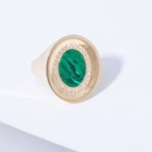 18K YELLOW GOLD RING WITH WHITE DIAMOND AND MALACHITE STONE
