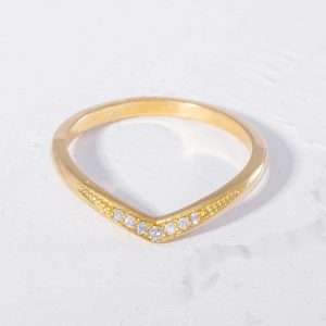 18K YELLOW GOLD RING WITH WHITE DIAMOND
