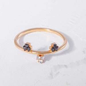18K PINK GOLD RING WITH WHITE DIAMOND