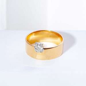 18K PINK GOLD RING WITH WHITE DIAMOND