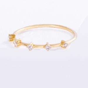 18K YELLOW GOLD RING WITH WHITE DIAMOND