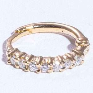 18K YELLOW GOLD SINGLE HOOP WITH WHITE DIAMOND