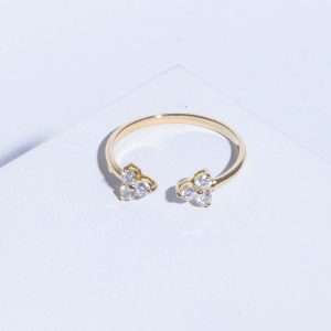 18K YELLOW GOLD RING WITH WHITE DIAMOND