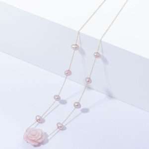 18K YELLOW GOLD FLOWER NECKLACE WITH PINK PEARL