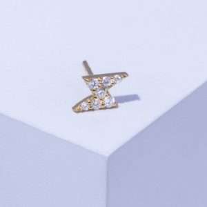 18K YELLOW GOLD SINGLE STUD EARRING WITH WHITE DIAMOND