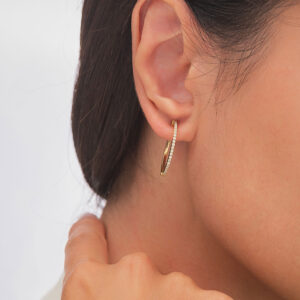 18K YELLOW GOLD PAIR EARRING WITH WHITE DIAMOND