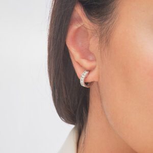 18K WHITE GOLD PAIR EARRING WITH WHITE DIAMOND