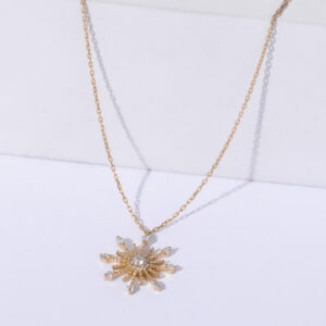 18K YELLOW GOLD SUN NECKLCAE WITH WHITE DIAMOND