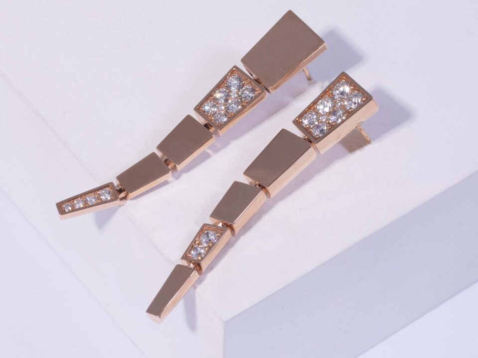 18K PINK GOLD EARRING WITH WHITE DIAMOND