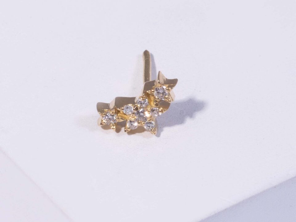 18K YELLOW GOLD SINGLE STARS EARRING WITH WHITE DIAMOND