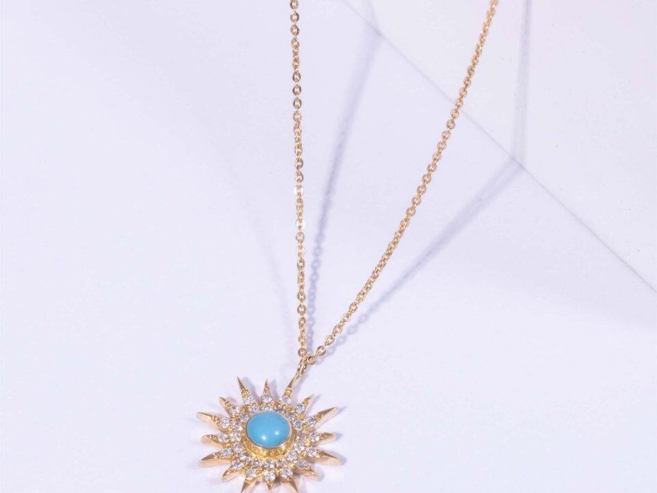 18K YELLOW GOLD NECKLACE WITH WHITE DIAMOND