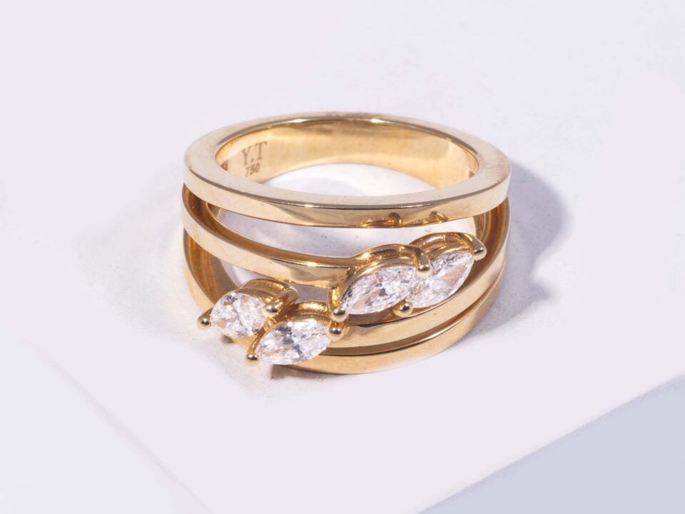 18K PINK GOLD RING WITH WHITE DIAMOND