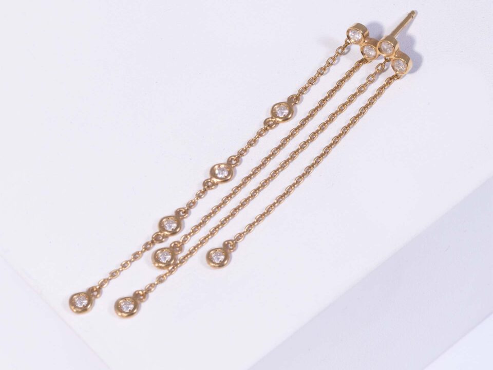 18K YELLOW GOLD SINGLE DOTS EARRING WITH WHITE DIAMOND