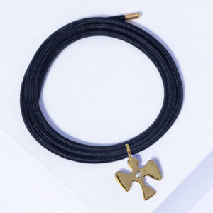 18K YELLOW GOLD CROSS NECKLACE WITH WHITE DIAMOND