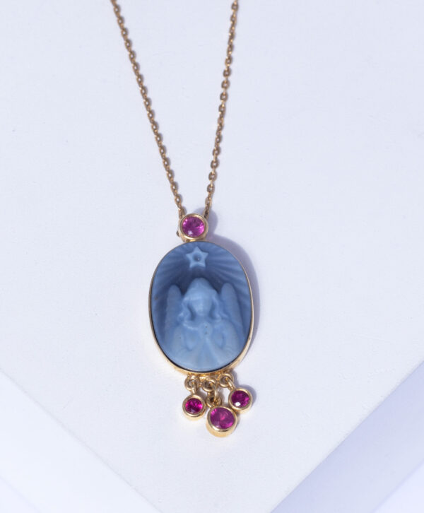 18K YELLOW GOLD NECKLACE WITH RUBY AND AGATE