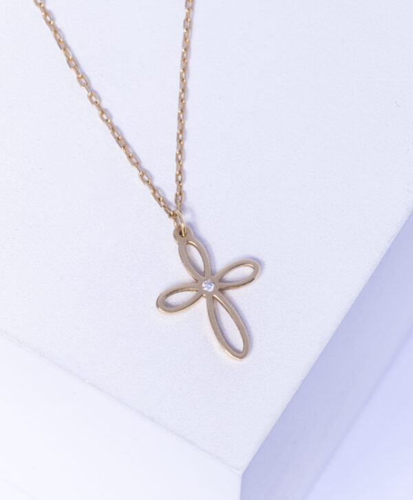 18K YELLOW GOLD CROSS NECKLACE WITH WHITE DIAMOND