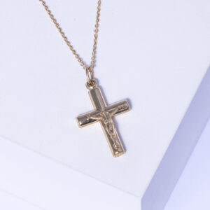 18K YELLOW GOLD CROSS NECKLACE