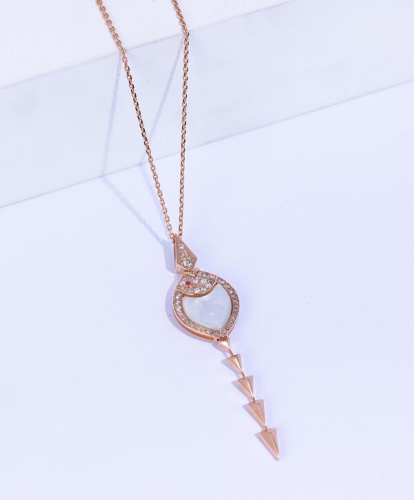 18K PINK GOLD FISH NECKLACE WITH WHITE DIAMOND AND PEARL