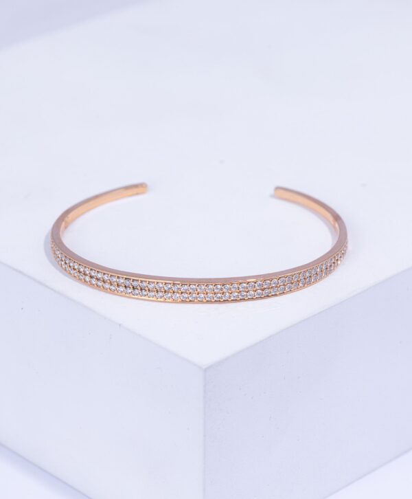 18K PINK GOLD BRACELET WITH WHITE DIAMOND