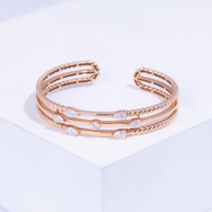 18K PINK GOLD BRACELET WITH WHITE DIAMOND