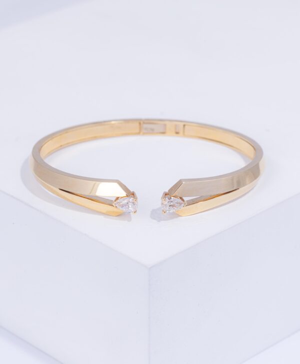 18K YELLOW GOLD BRACELET WITH WHITE DIAMOND