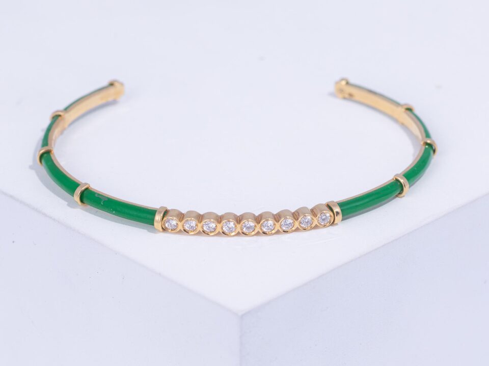 18K YELLOW GOLD BRACELET WITH WHITE DIAMOND AND GREEN ENAMEL