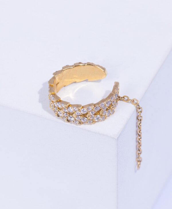 18K YELLOW GOLD  EARCUFF WITH WHITE  DIAMOND