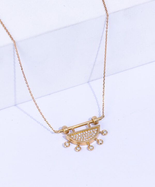 18K YELLOW GOLD HALF SUN NECKLACE WITH WHITE DIAMOND