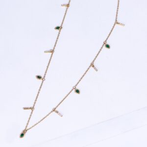 18K YELLOW GOLD NECKLACE WITH WHITE DIAMOND AND GREEN ENAMEL