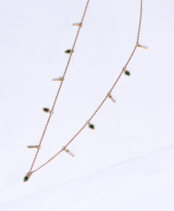18K YELLOW GOLD NECKLACE WITH WHITE DIAMOND AND GREEN ENAMEL